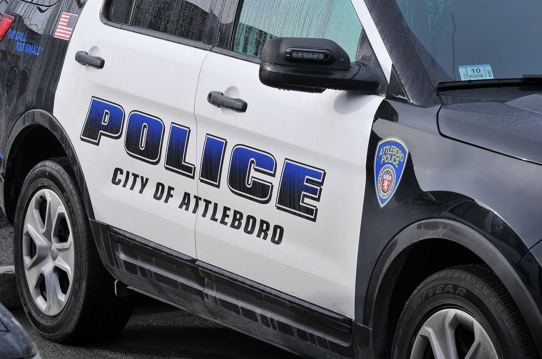 Clerk at South Attleboro lottery store and smoke shop robbed at gunpoint